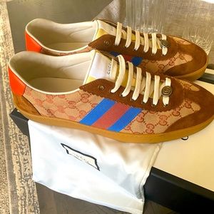 Gucci Sneakers
